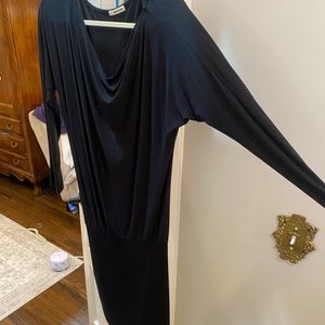 LA made brand black dress size small fitted at the bottom stretchy like new
